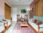 See details of the Hostal